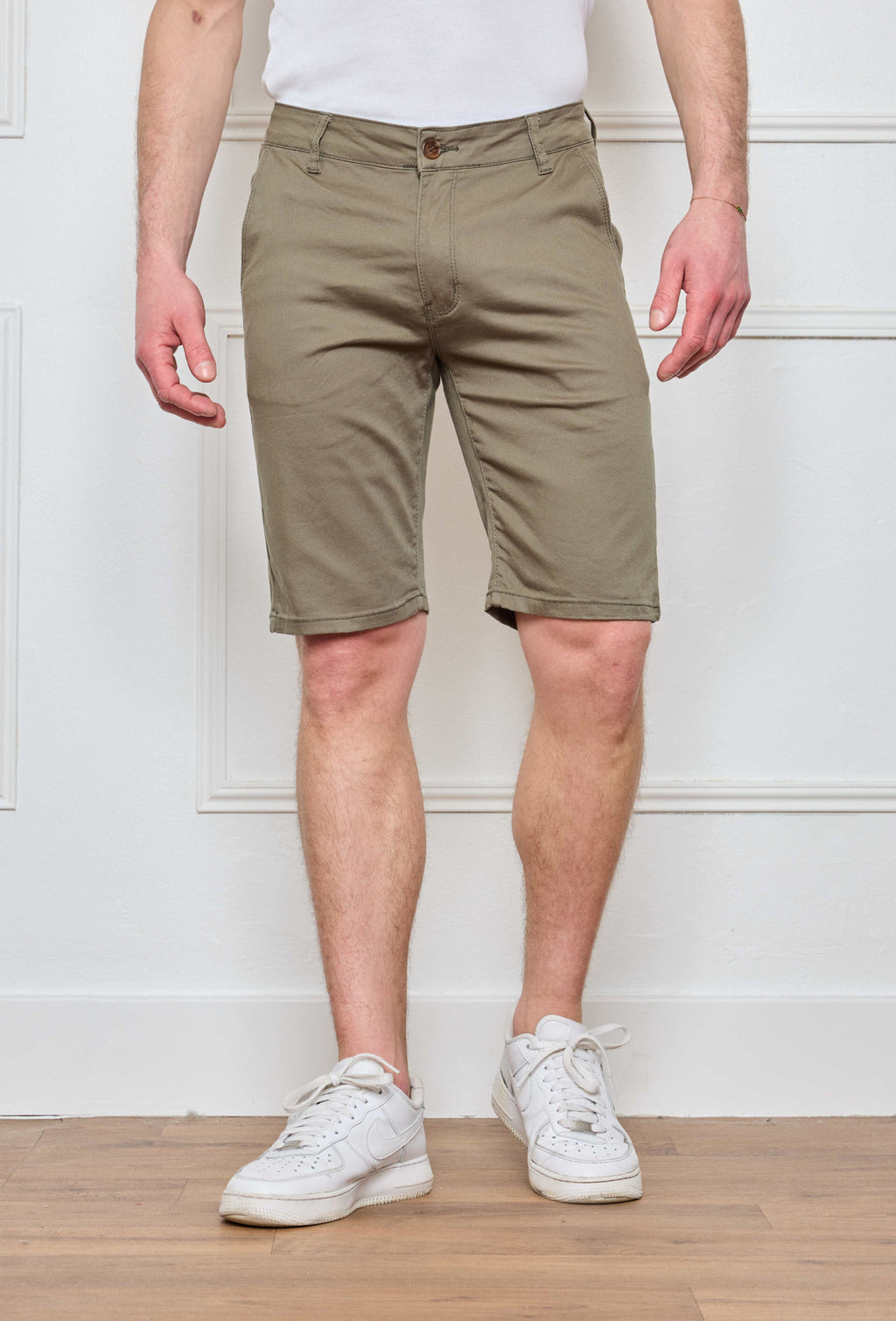 Trendy Men's Colored Cotton Chino Bermuda Shorts