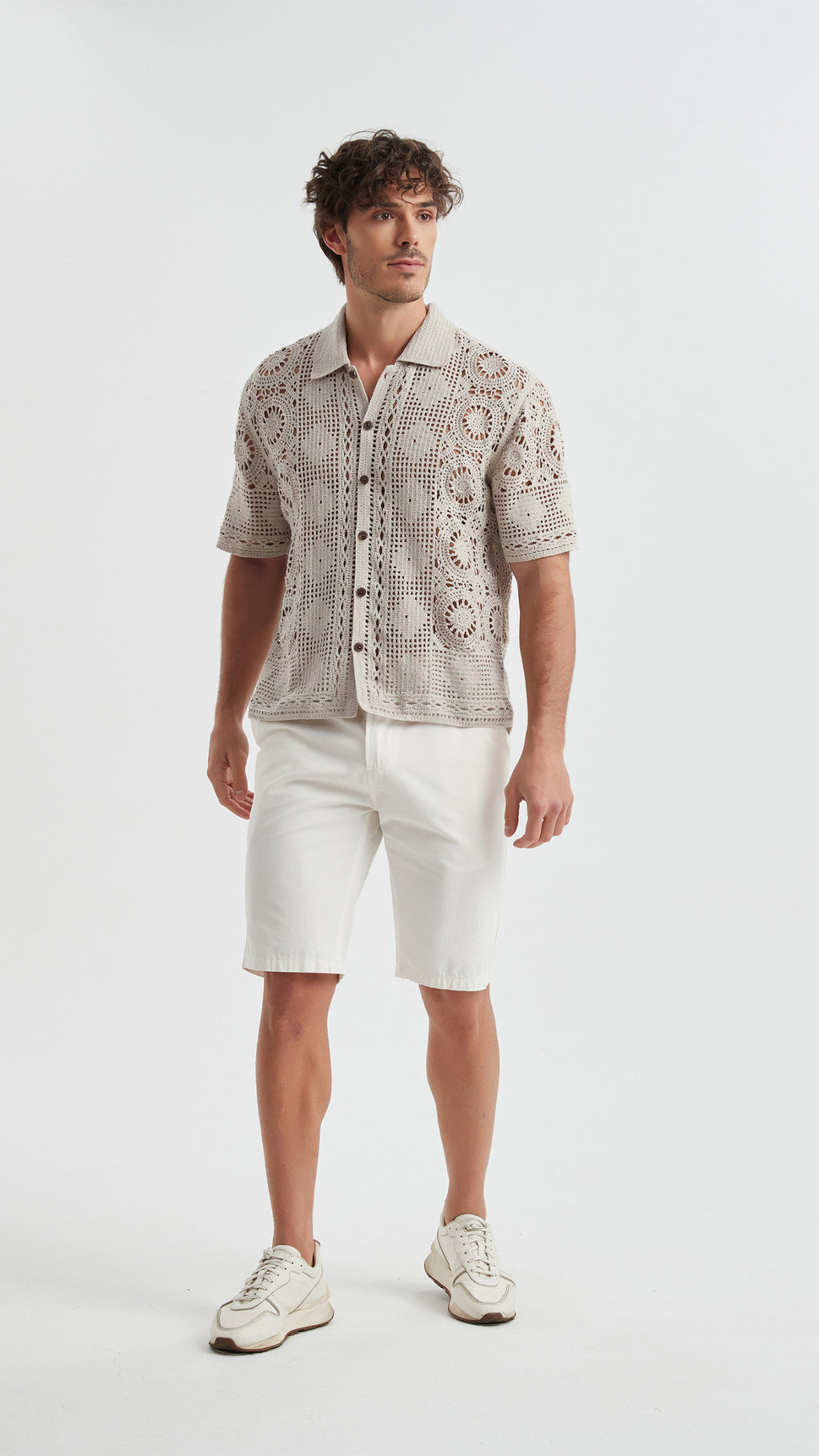 Embroidered shirt in cotton