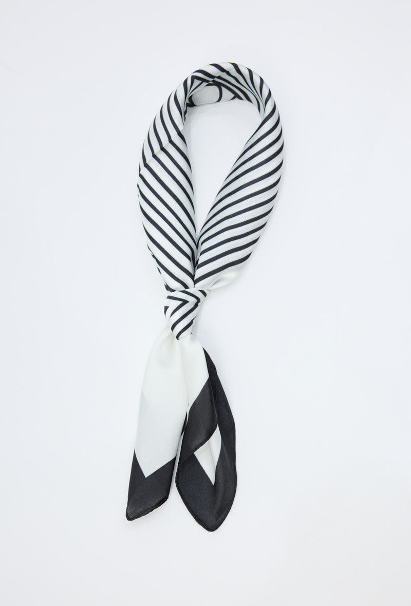 Patterned scarf