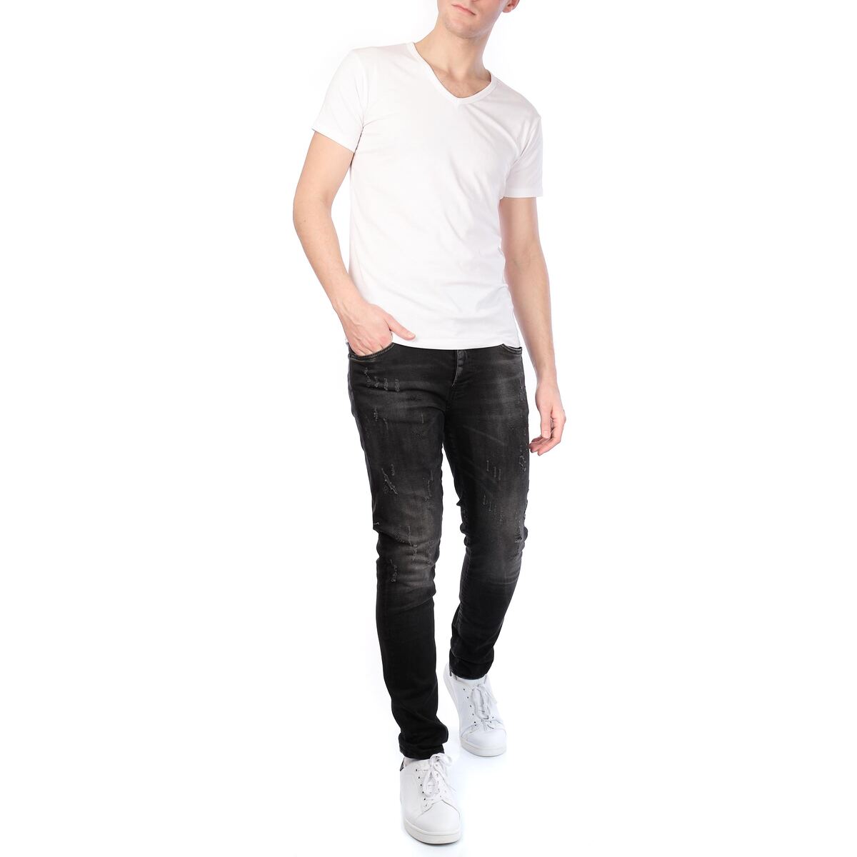 Essential V-neck T-shirt