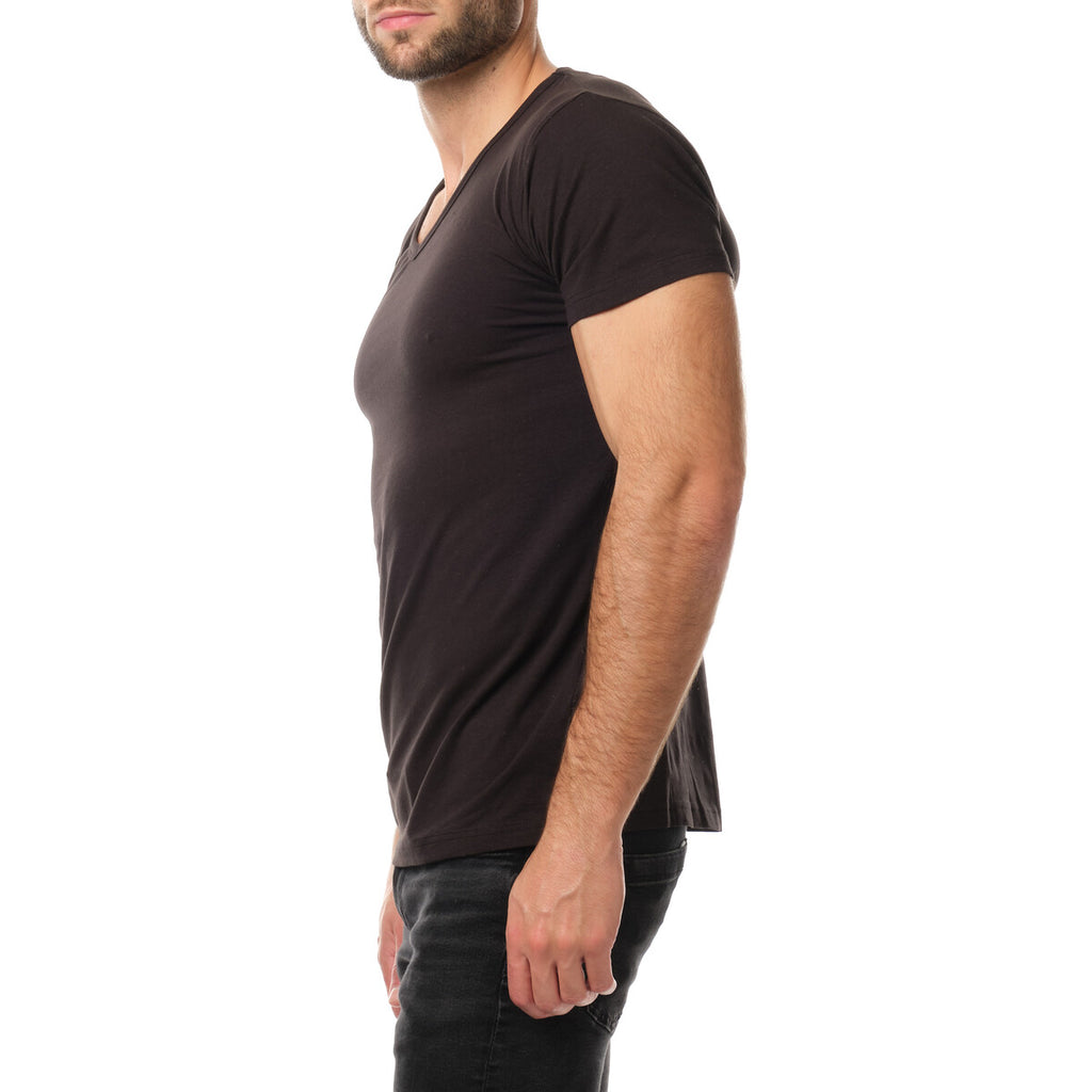 Essential V-neck T-shirt