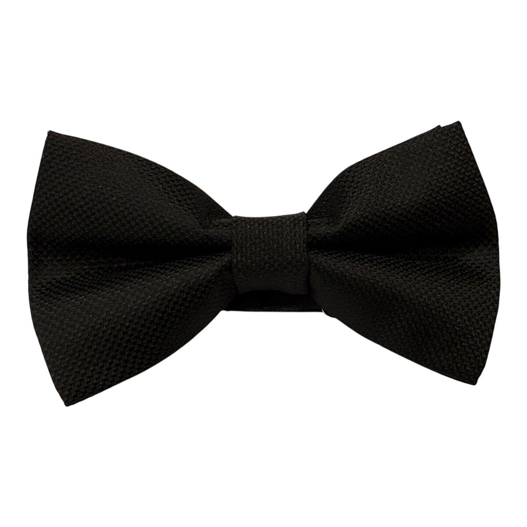 Black butterfly knot